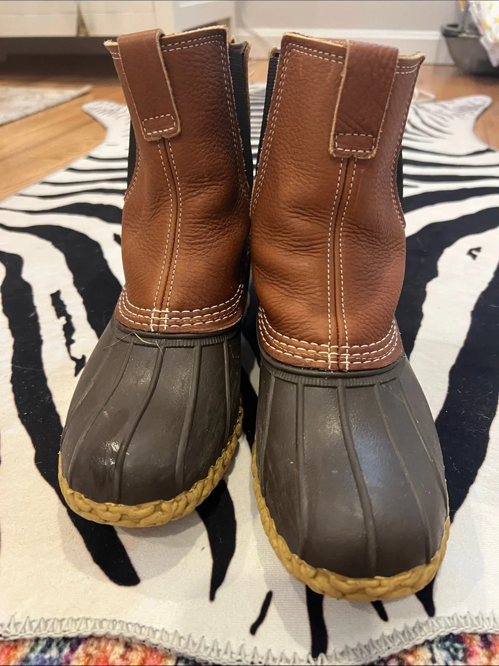 L.L. Bean Women’s Bean Boot, 6.5”Chelsea size 9